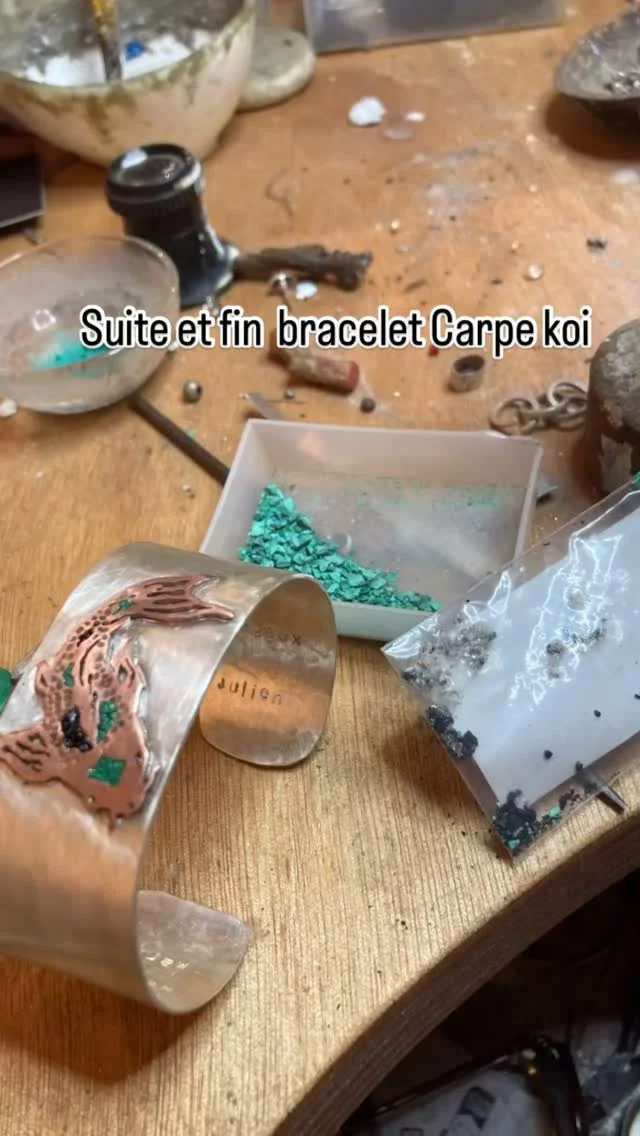 #imaginationjewelry #vieilantibes #jewelrydesigner #pieceunique #hechoamano #bijouxcreateur #antibesjuanlespins #joyeriaartesanal #ruedesrevennes #karinabadihatelier #metiersdart #creationspersonnalisées #cadeauuniqueetpersonnalisé #joyeriartesanal